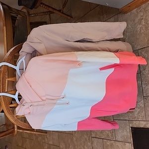 Sweatershirts size M